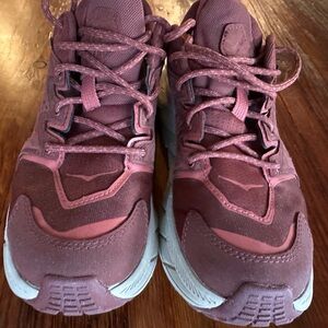 Hoka women’s tennis shoes